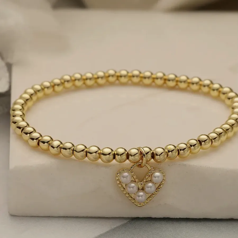 Bead bracelet with a heart.