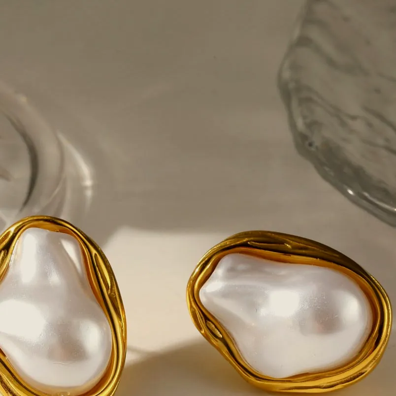 Another view of the baroque pearl earrings.