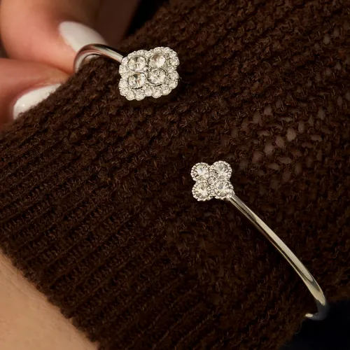 Nacre clover cuff, worn.