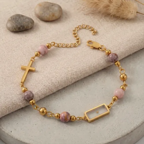 Pink stone and link bracelet.